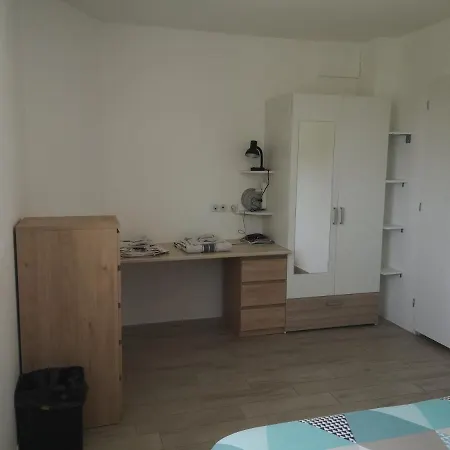 Sabat Проживание в семье *