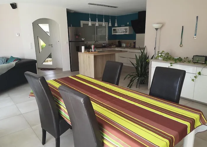 Sabat Проживание в семье